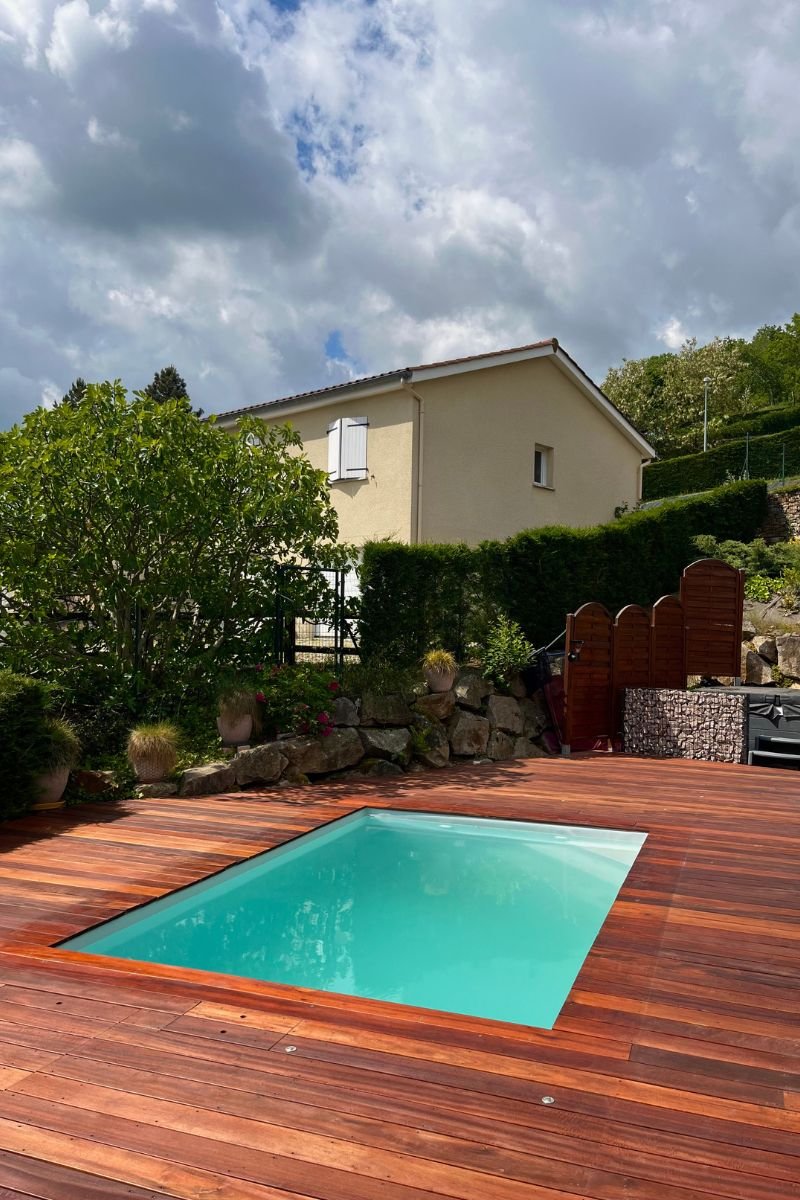 Terrasse en bois exotique